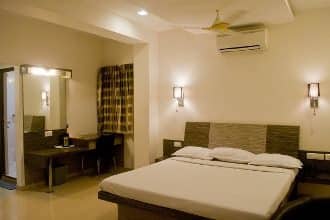 Hotel Maniam Classic East Wing, Tirupur 3
